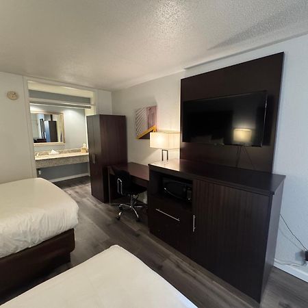 Clarion Inn & Suites Dothan South Kültér fotó