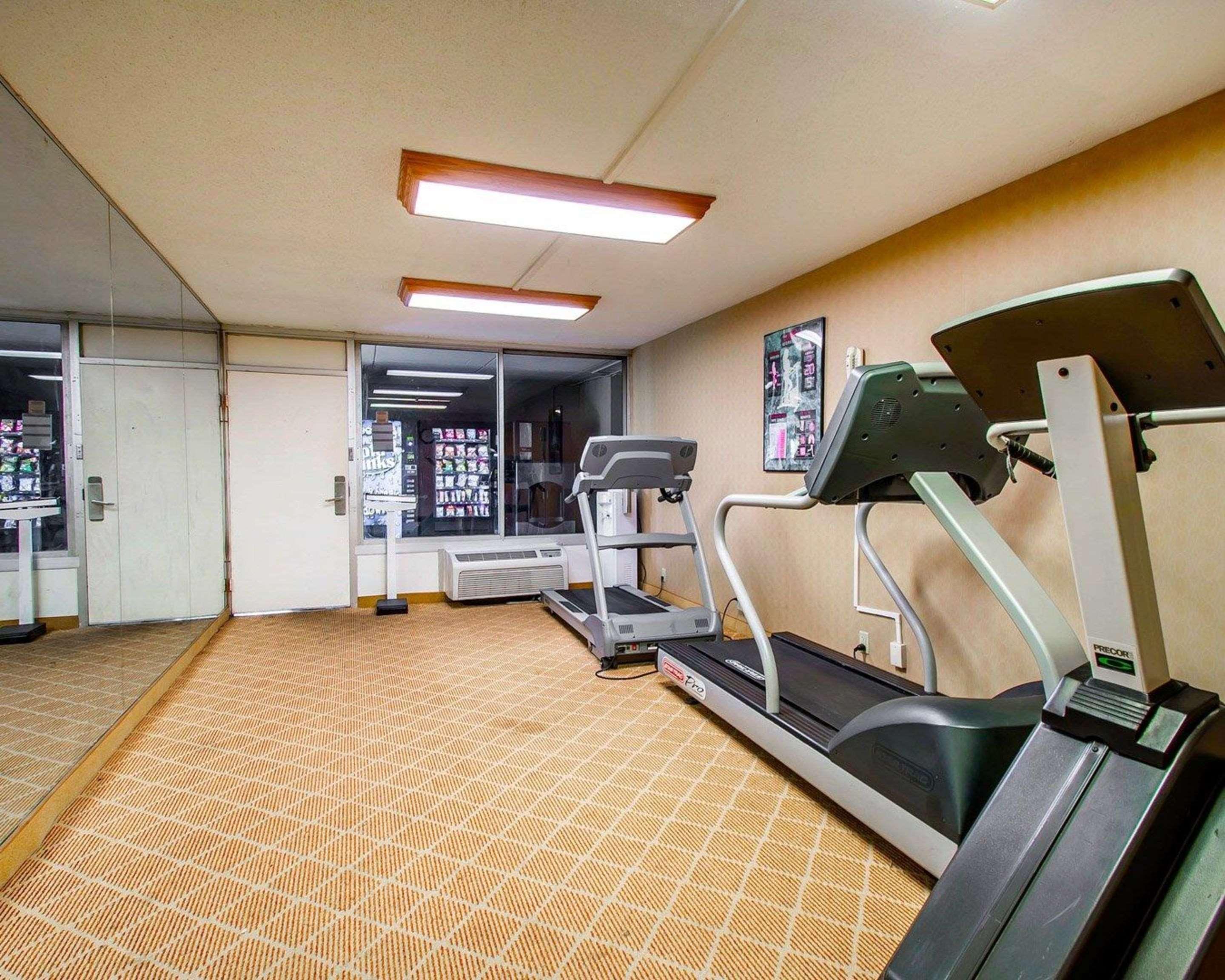 Clarion Inn & Suites Dothan South Kültér fotó