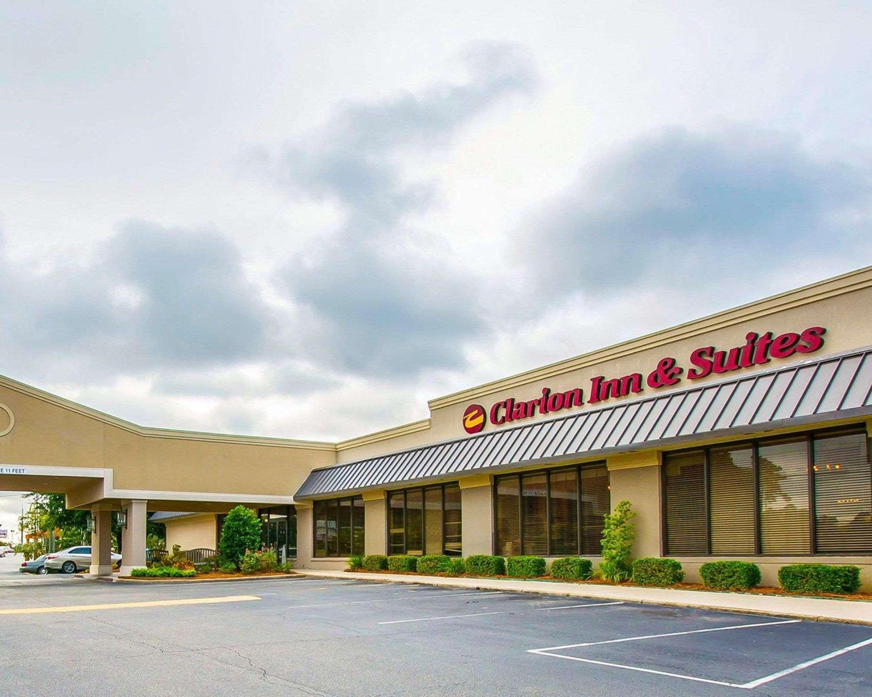 Clarion Inn & Suites Dothan South Kültér fotó