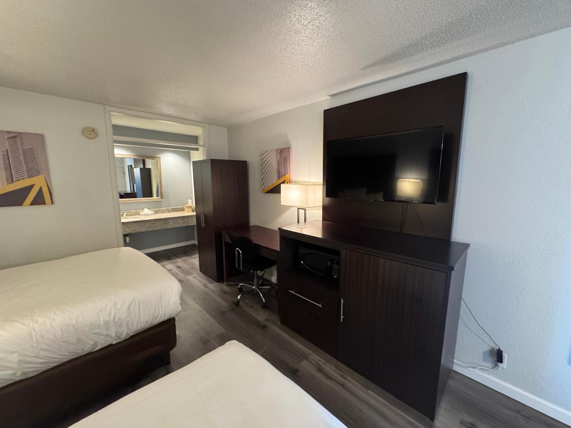 Clarion Inn & Suites Dothan South Kültér fotó