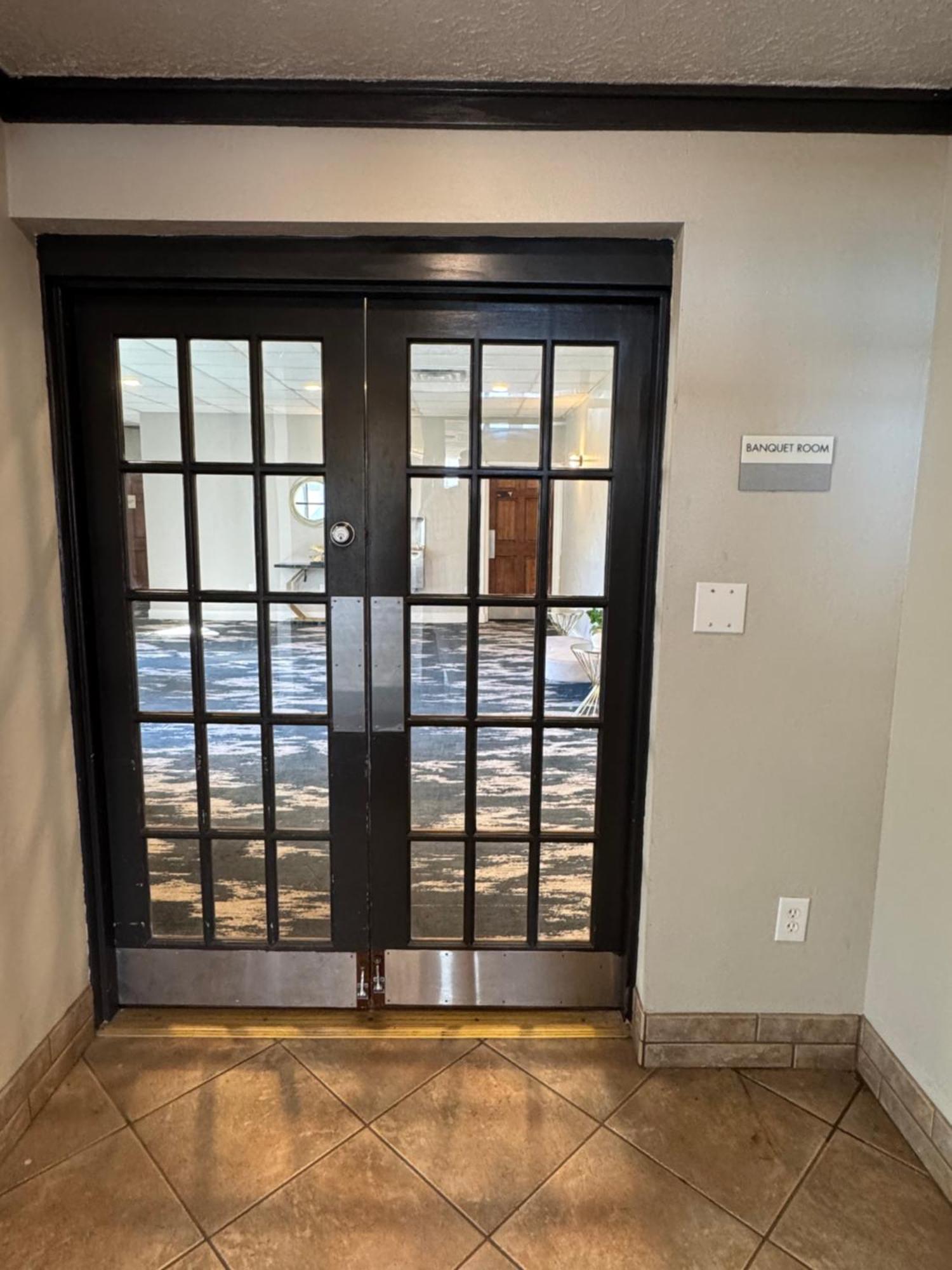Clarion Inn & Suites Dothan South Kültér fotó