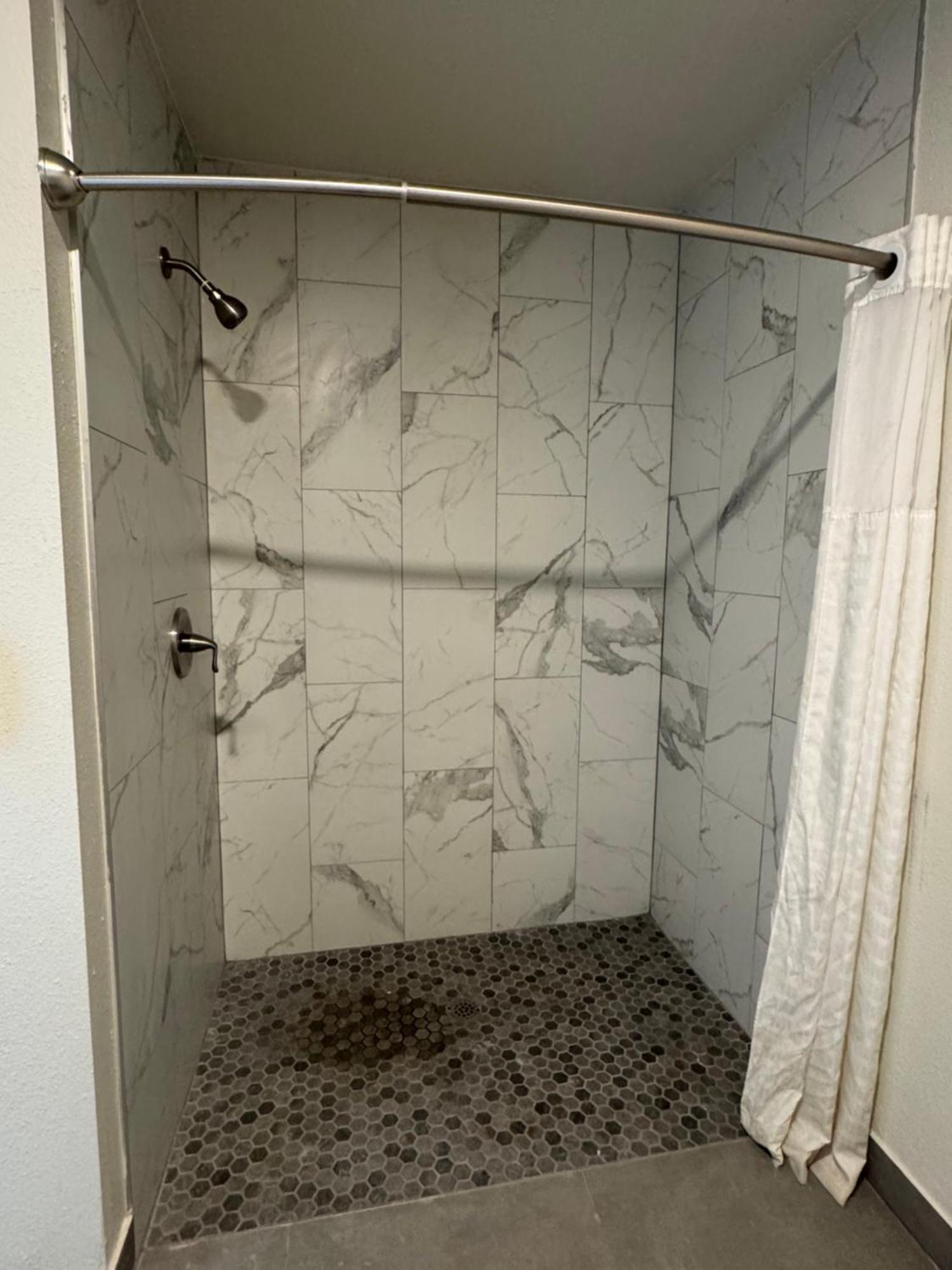 Clarion Inn & Suites Dothan South Kültér fotó