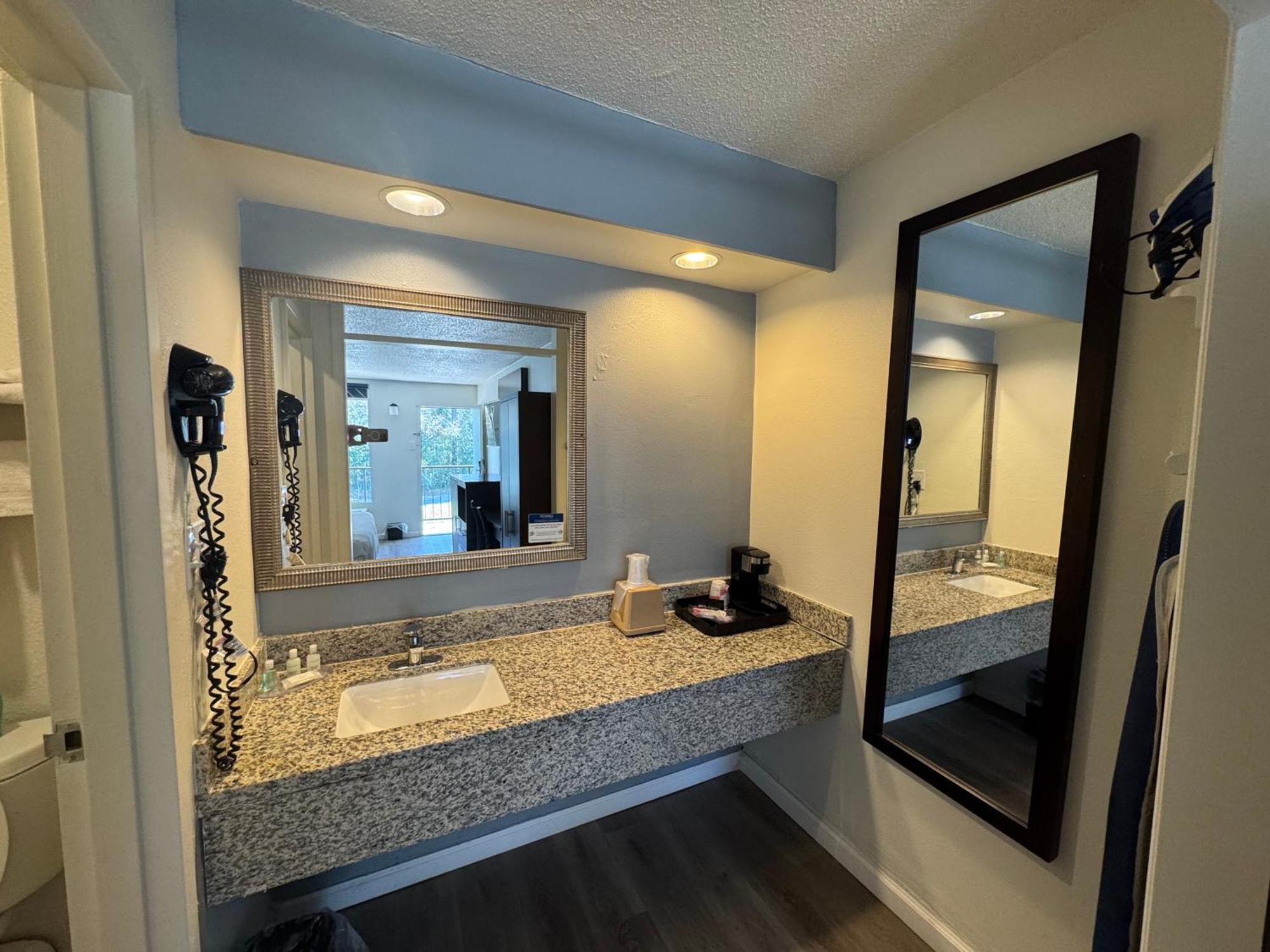 Clarion Inn & Suites Dothan South Kültér fotó