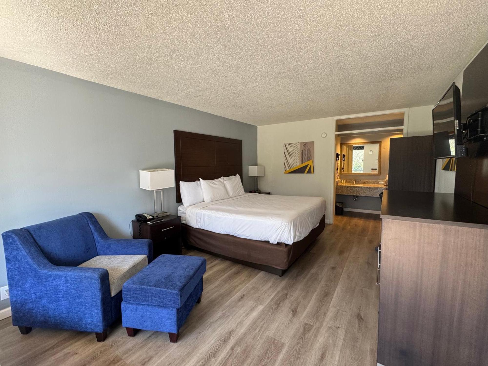 Clarion Inn & Suites Dothan South Kültér fotó