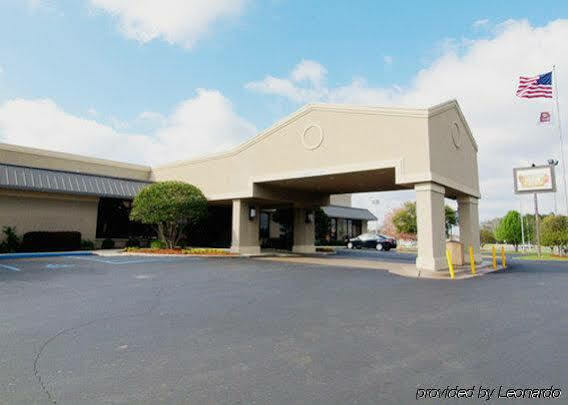 Clarion Inn & Suites Dothan South Kültér fotó
